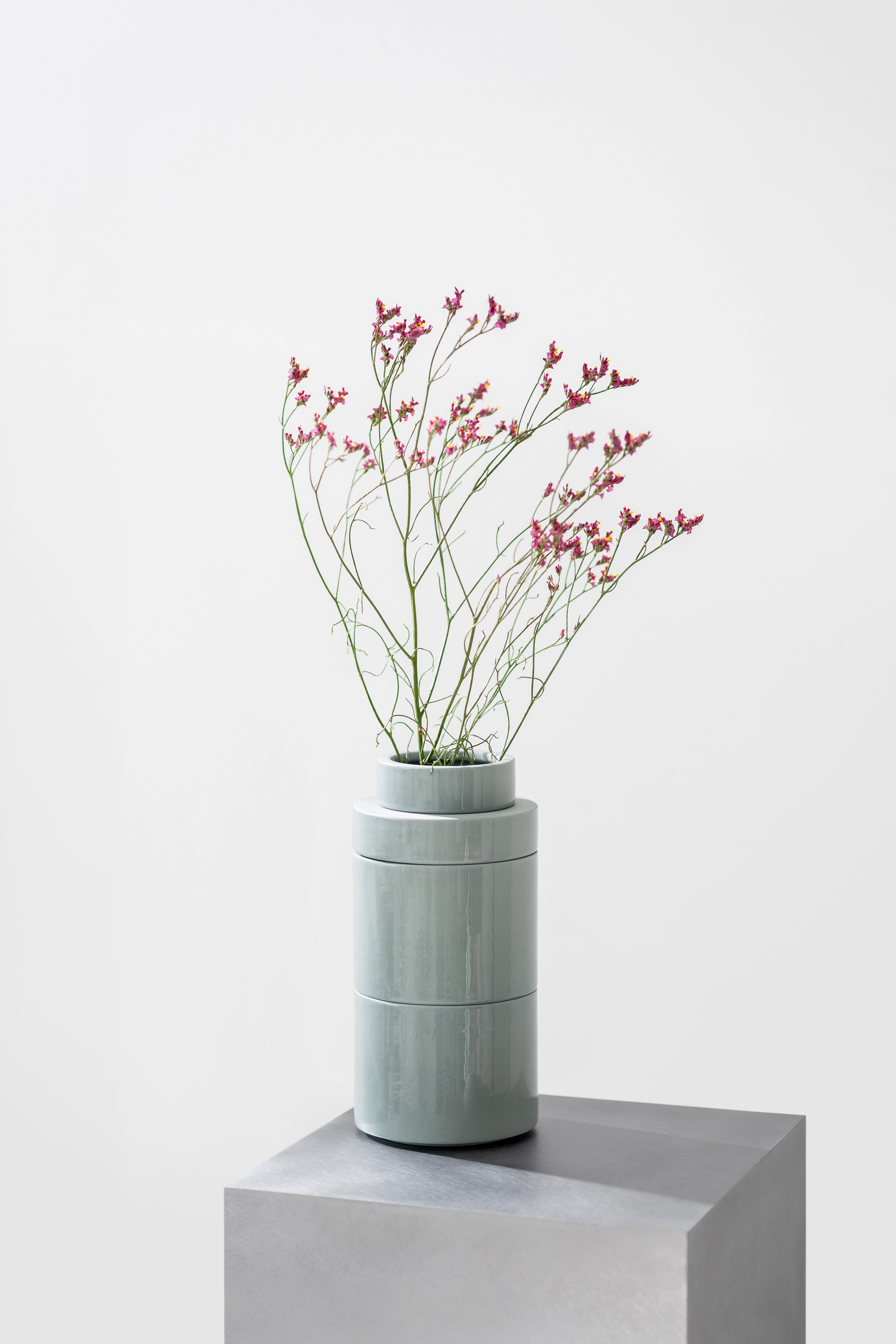 PLINTH vase / L - Grey