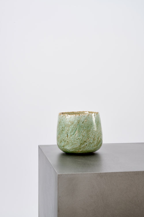 CELADON LOVE / TEA BOWL [IV]