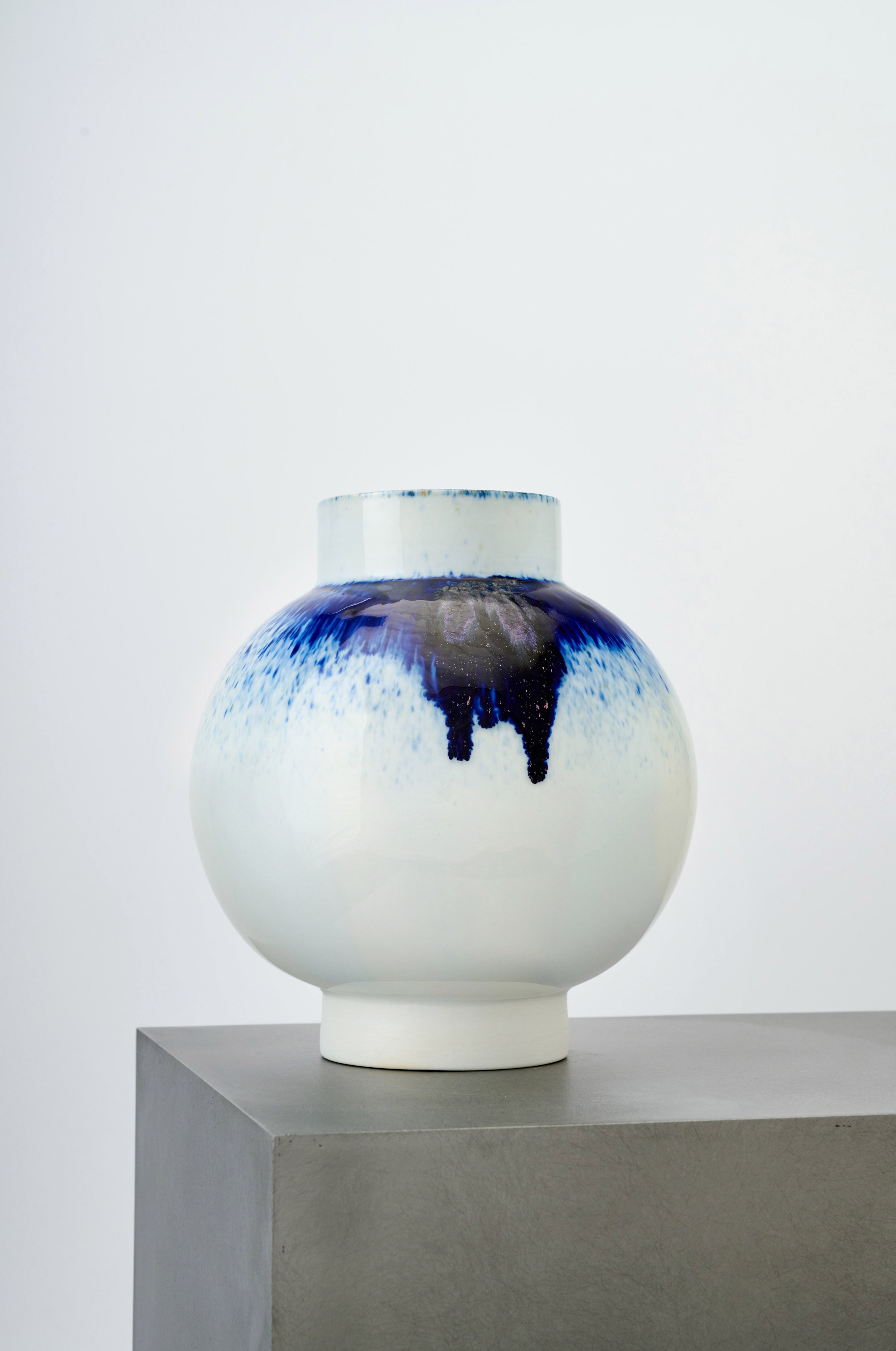 COBALT LOVE / VASE / A [II]