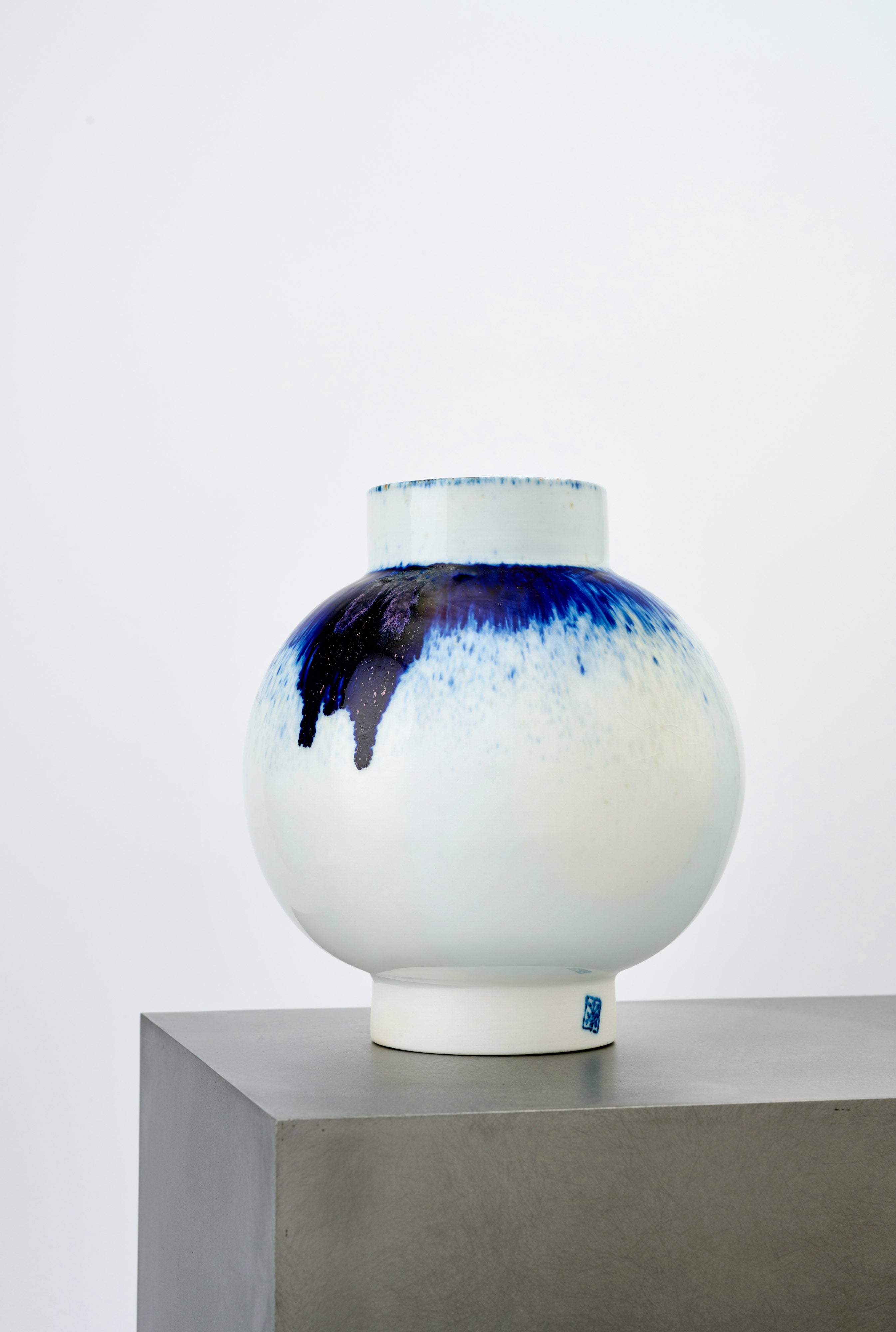 COBALT LOVE / VASE / A [II]
