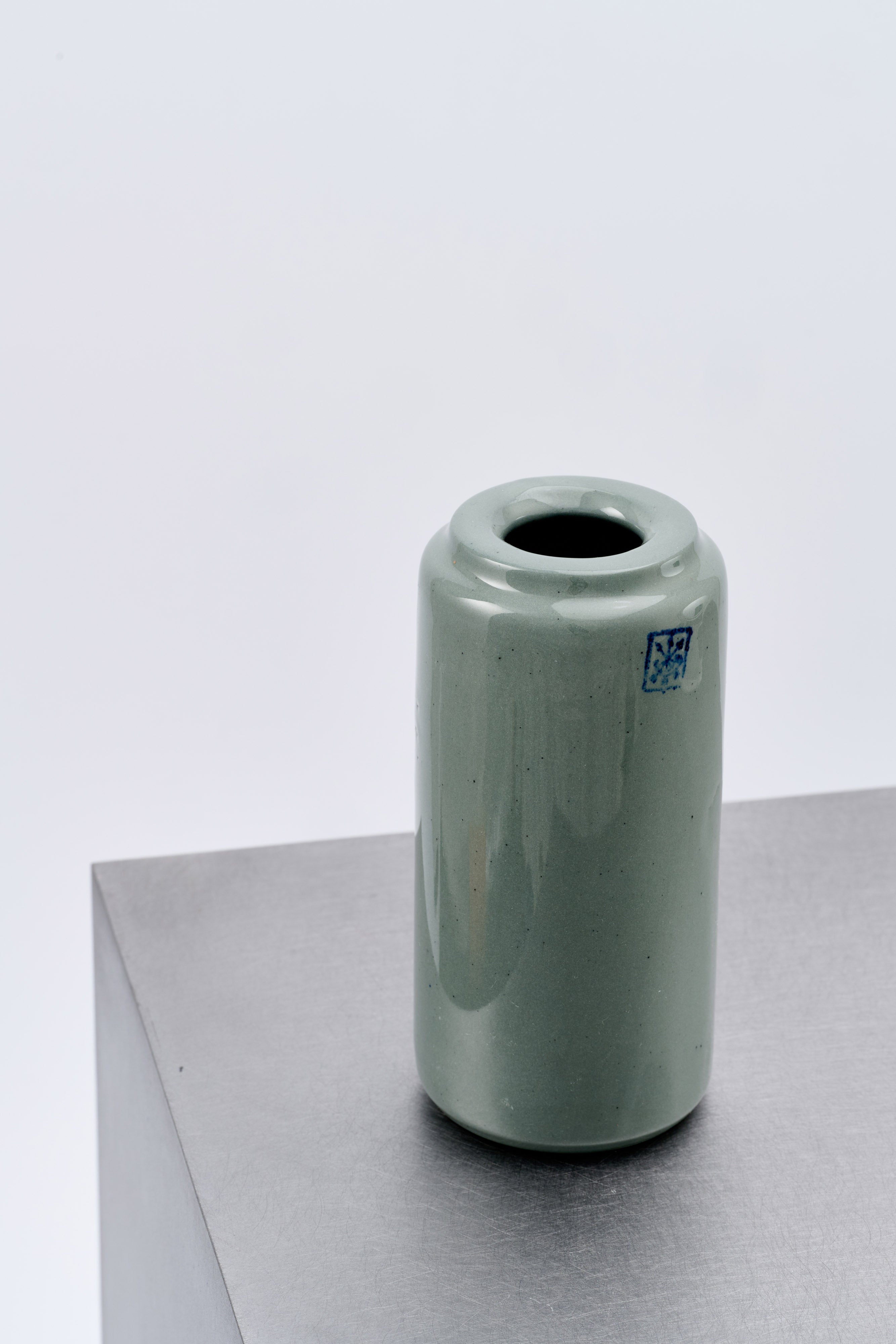 BASIC / MINI VASE / Grey - Glazed