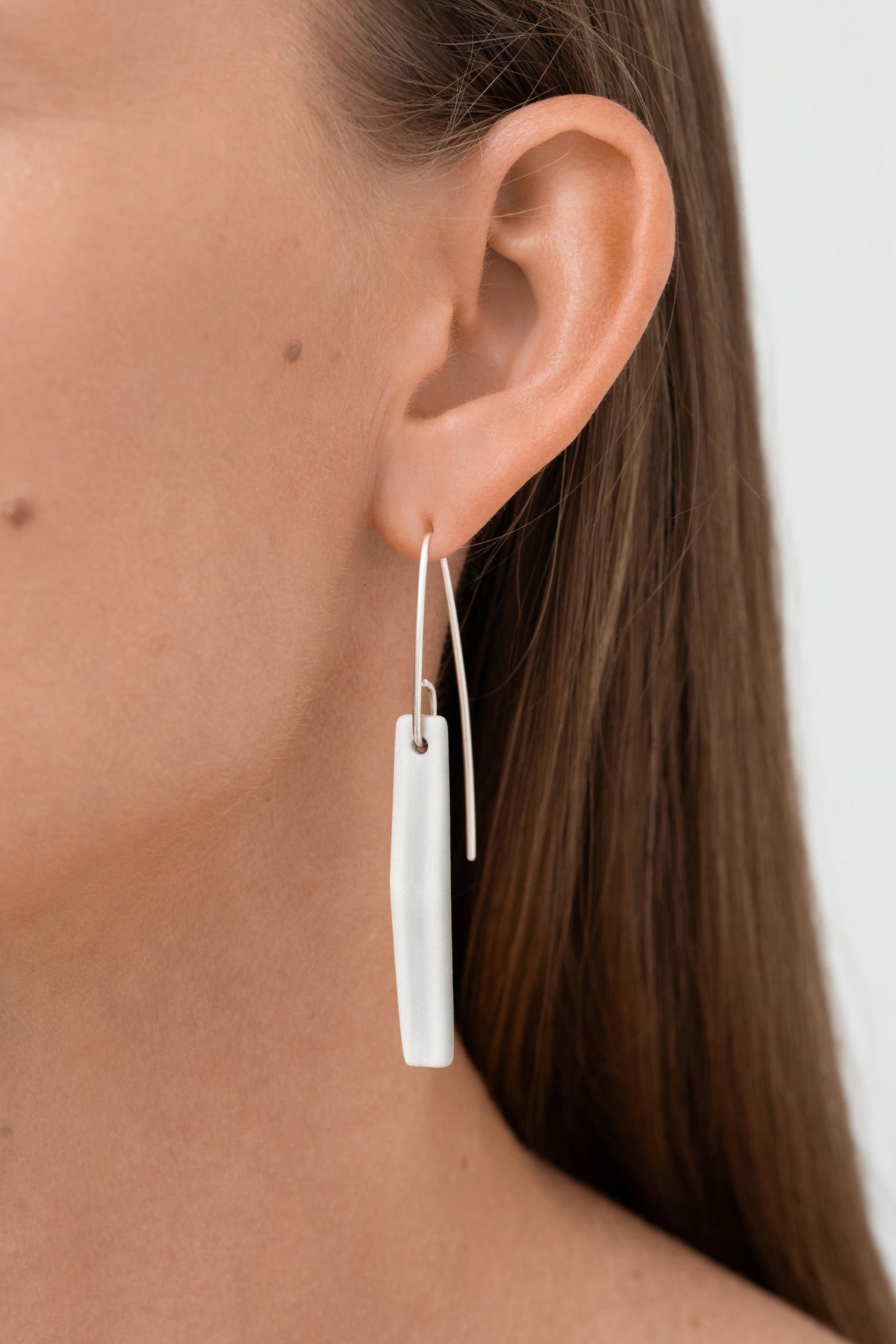ARCH / Porcelain Statement Earring / Matt - White