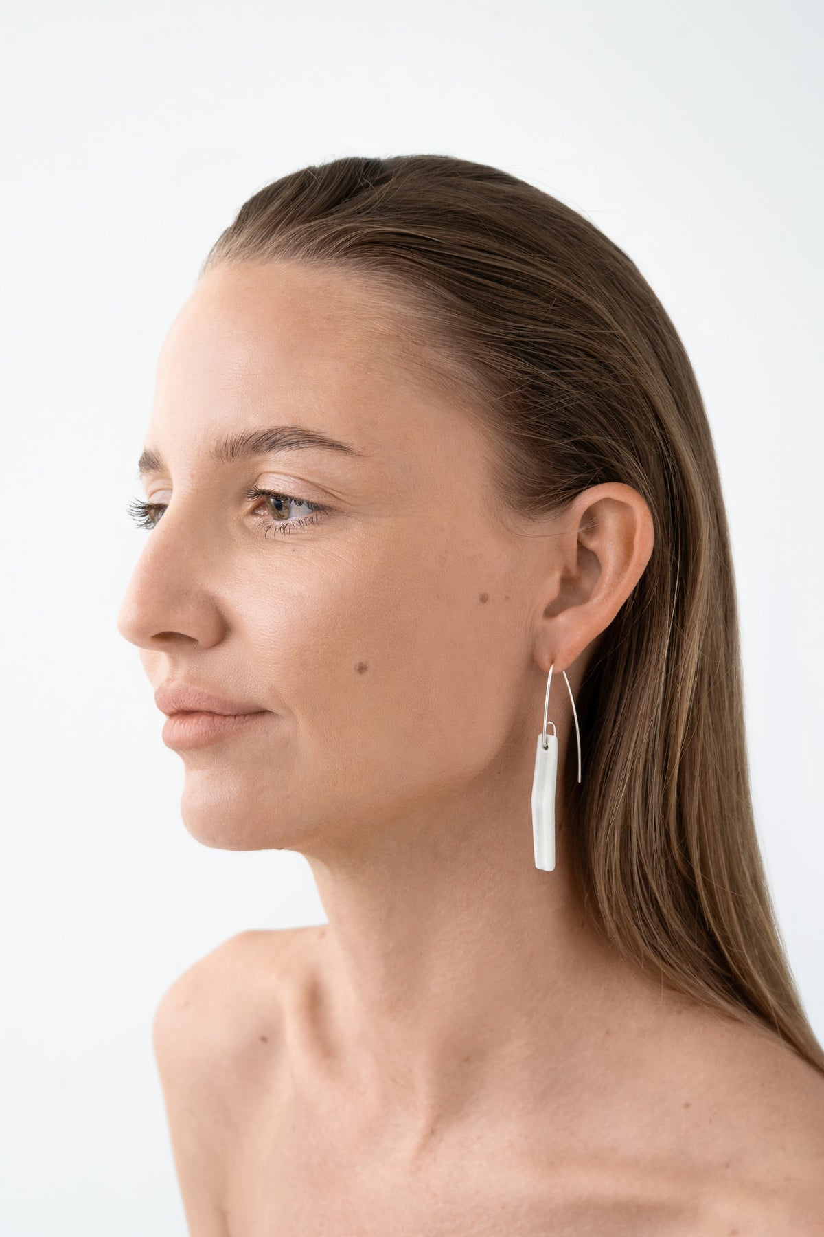 ARCH / Porcelain Statement Earring / Matt - White
